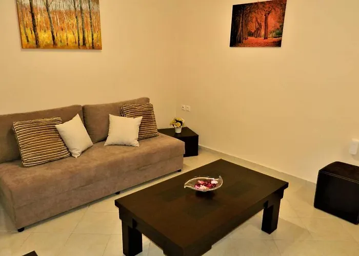 Fiore Di Rodi - Private Pool, Jacuzzi And Barbecue * إياليسوس