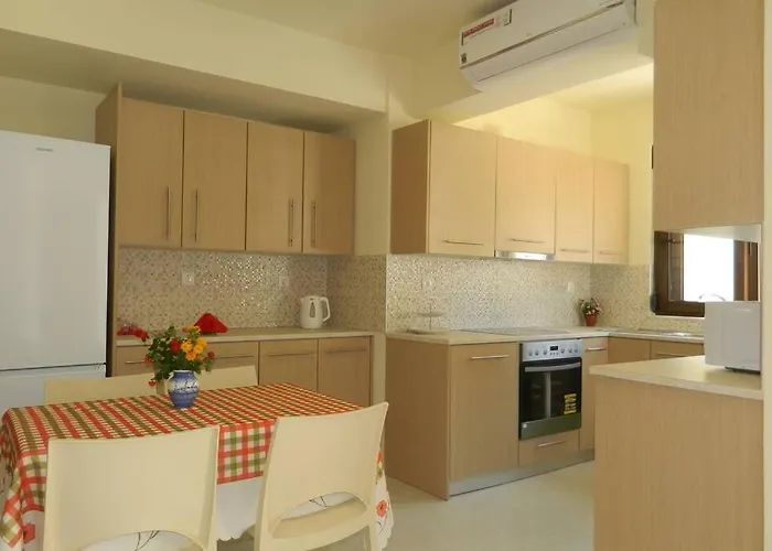 Fiore Di Rodi - Private Pool, Jacuzzi And Barbecue