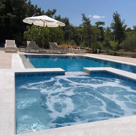 Lejlighed Fiore Di Rodi - Private Pool, Jacuzzi And Barbecue Lalyssos