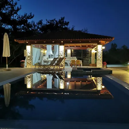 Fiore Di Rodi - Private Pool, Jacuzzi And Barbecue Lejlighed *