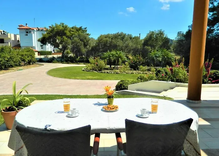 Fiore Di Rodi - Private Pool, Jacuzzi&barbecue Apartament