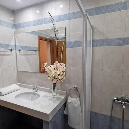 Fiore Di Rodi - Private Pool, Jacuzzi And Barbecue Apartment