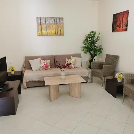 Fiore Di Rodi - Private Pool, Jacuzzi And Barbecue Apartment